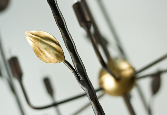 villaverde-london-foliage_3level_chandelier-gallery-02